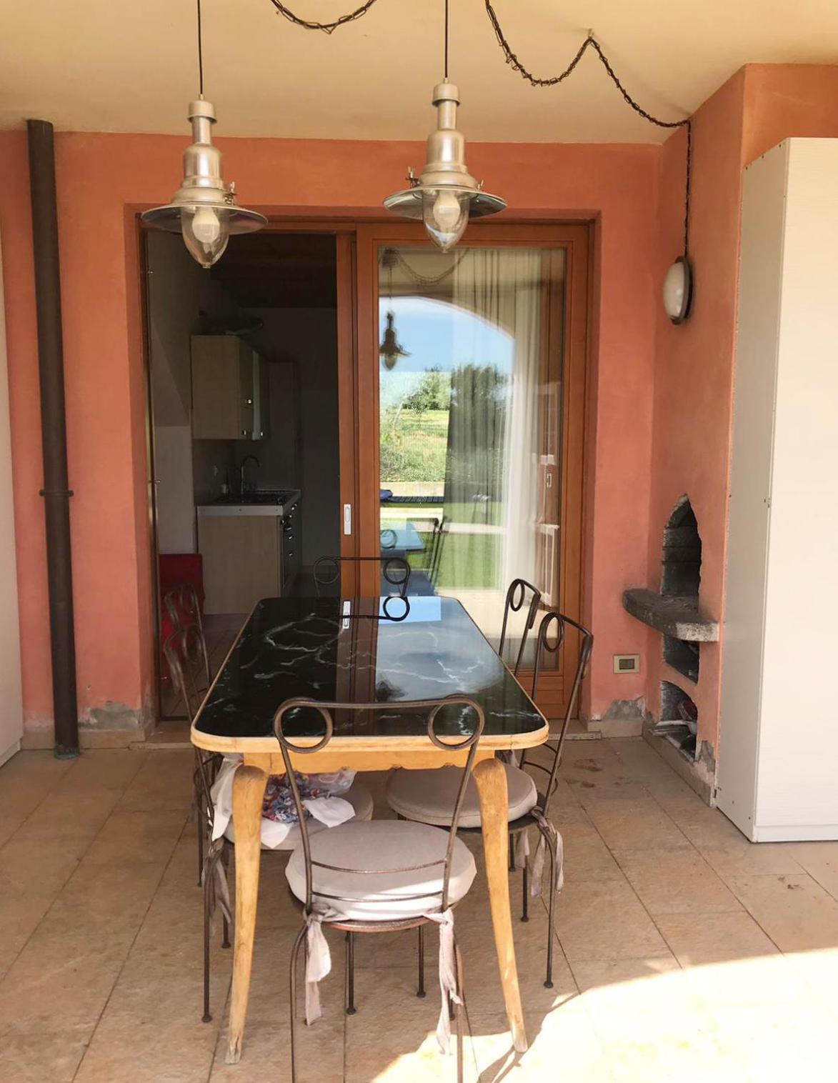 The Flowers - Apartments With Private Garden In Residence With Pool Manerba del Garda Bagian luar foto