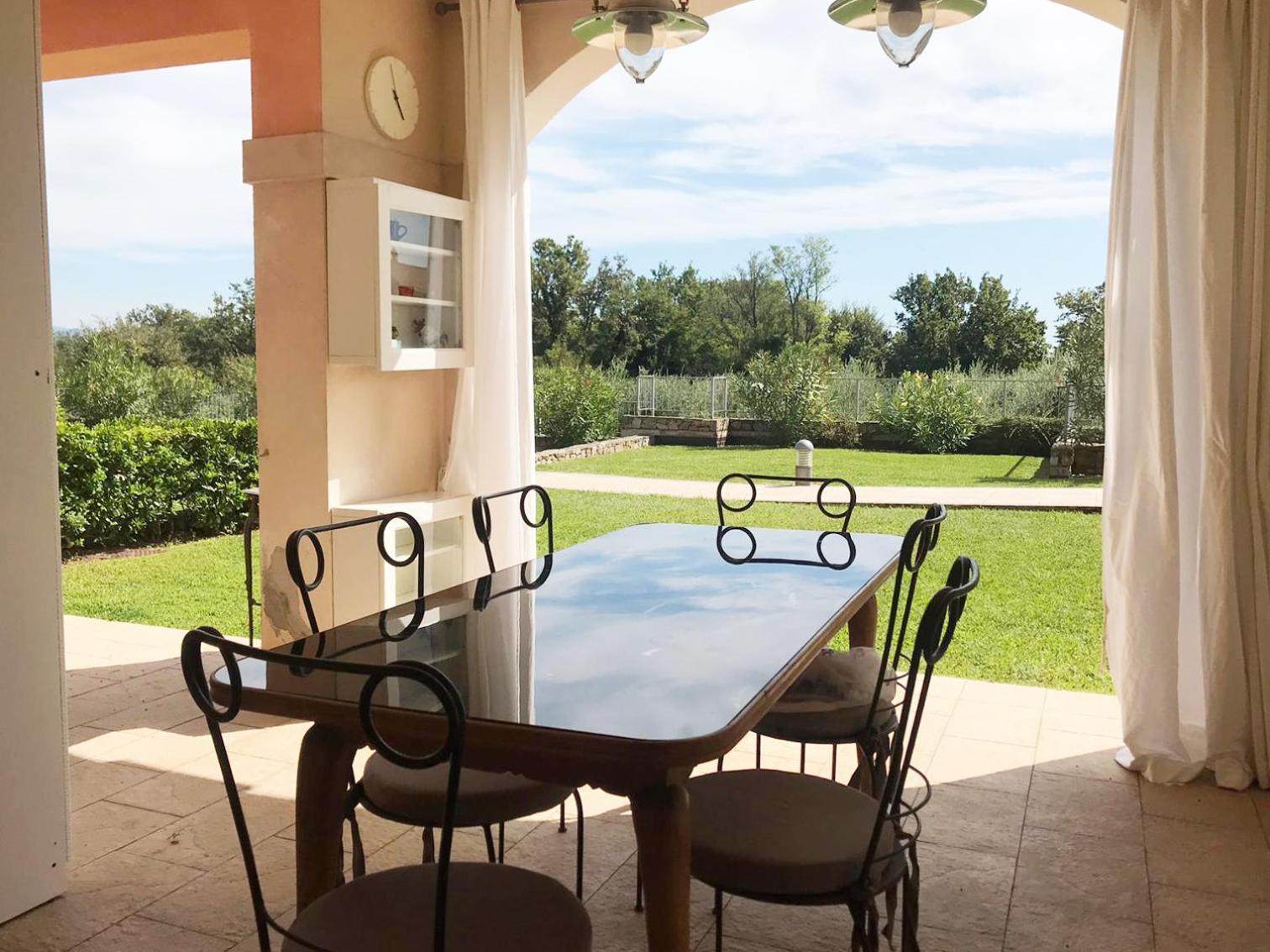 The Flowers - Apartments With Private Garden In Residence With Pool Manerba del Garda Bagian luar foto